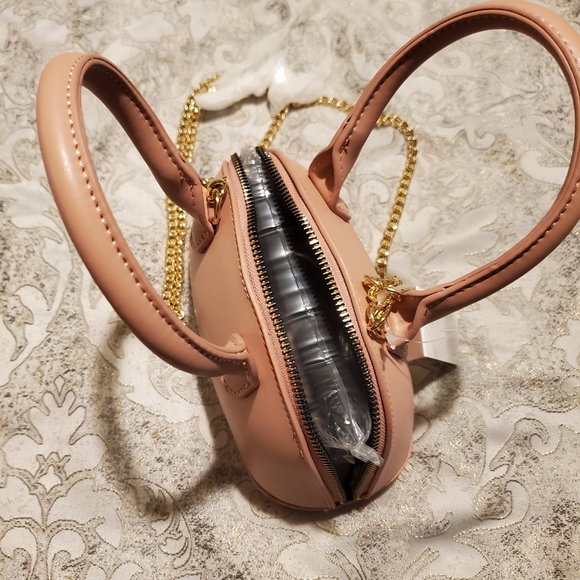 Purse - Picture 3 of 4